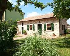 Highly insulated rustic Eco-homes utilising sustainable, locally sourced materials giving warm and comfortable, low maintenance homes with low running costs and low carbon footprints. Properties can be finished with stone external walls or a mix of stone, wood and paint-rendered walls.